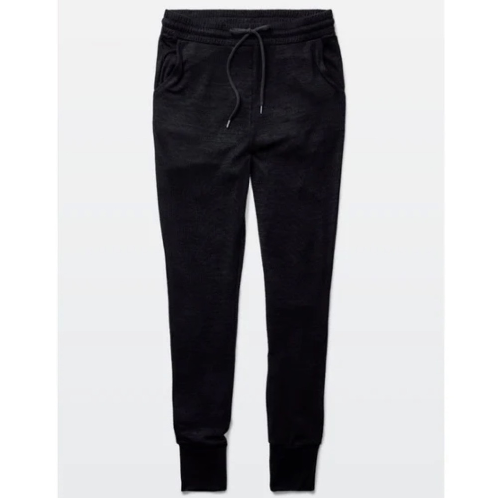 Wilfred Free Aline Jogger